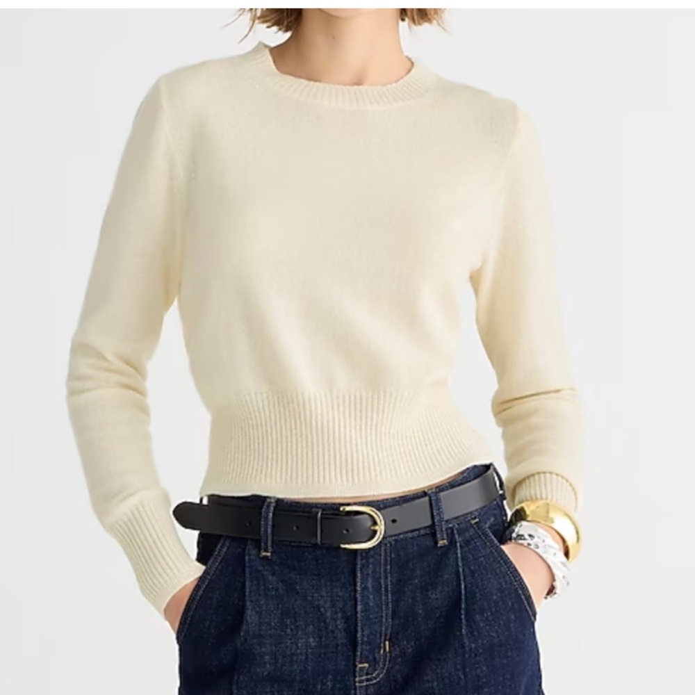 J Crew Cashmere Cream Cropped Fit Shrunken Crew Neck Sweater M